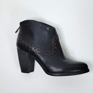 Ugg Charlotte Heeled Booties Black Size 5